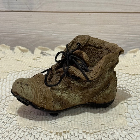 Vintage Handmade Resin Collectible 1920s Style Boot Signed By P.I.S.C - Picture 1 of 8